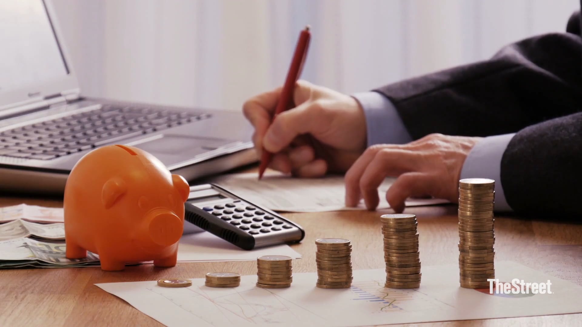 public_policy_impacts_savings
