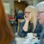 Women_Listening_stock